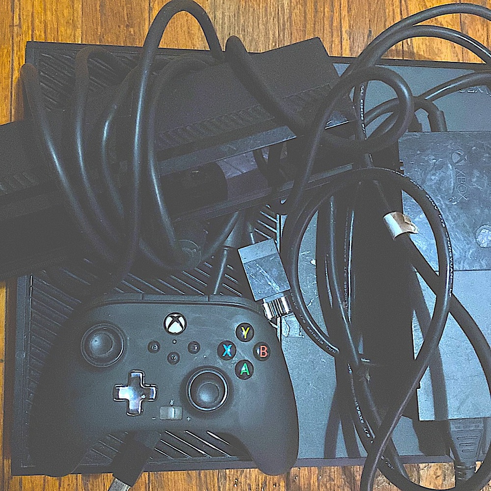 This xbox one is in great condition and works perfectly fine nothing is wrong!